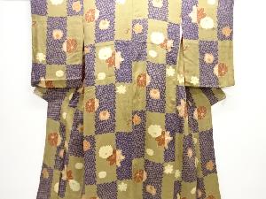 アンティーク　紋錦紗菊楓模様着物